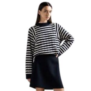 🖤 Max Mara Weekend 100% Virgin Wool Bird Sweater | XS | EUC 🖤